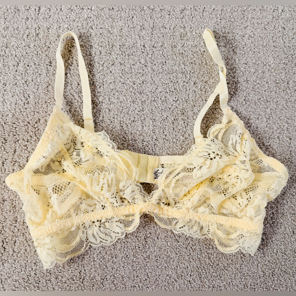 Intimately Free People Lace Bralette Pale Yellow Size Small No Underwire